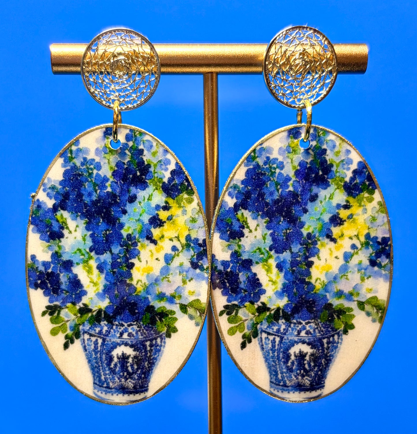 Blues and Yellow Delphinium in Chinoiserie Pot on Gold Filigree Stud
