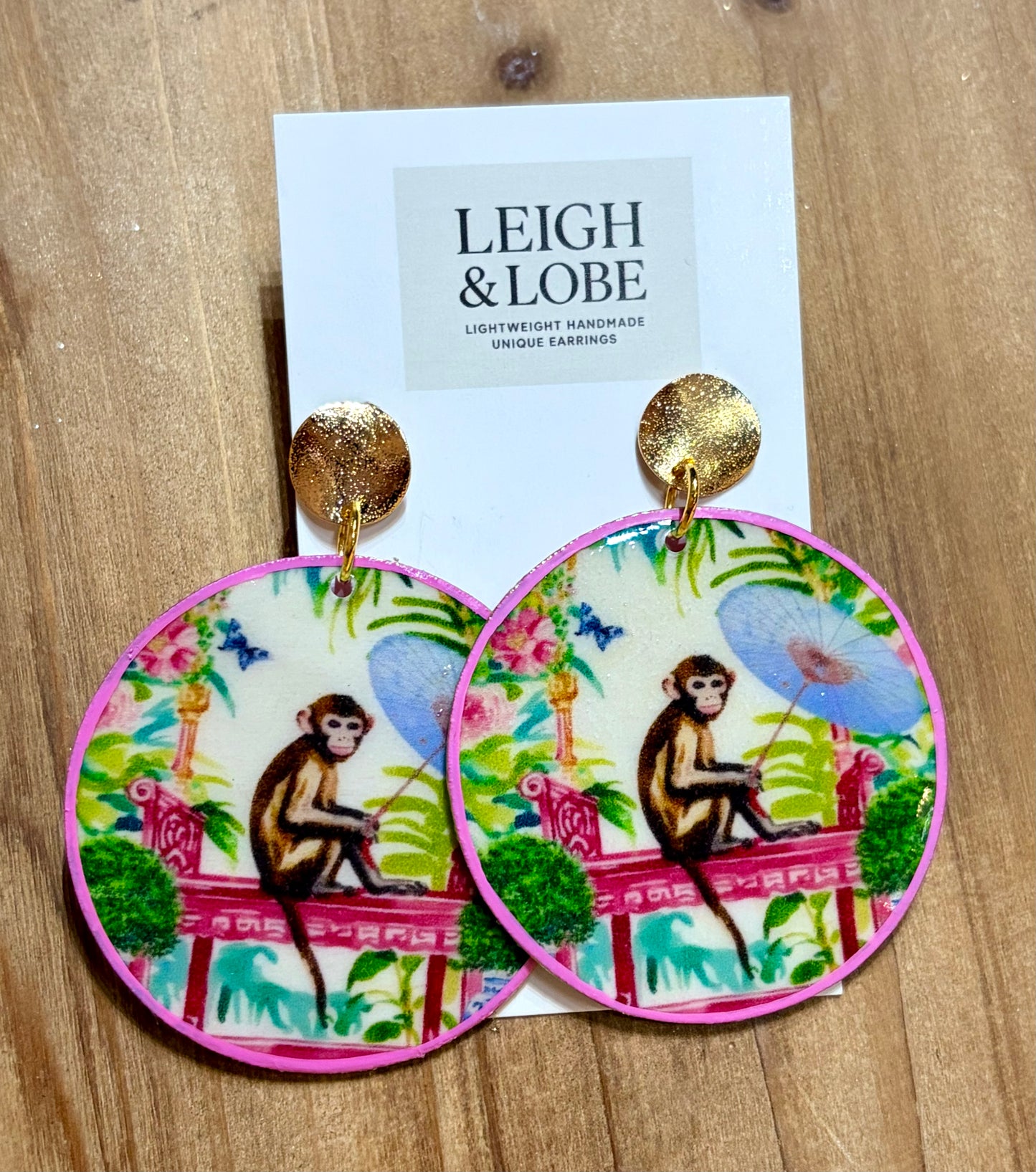 Chinoiserie Monkey on Large Round with Gold Studs
