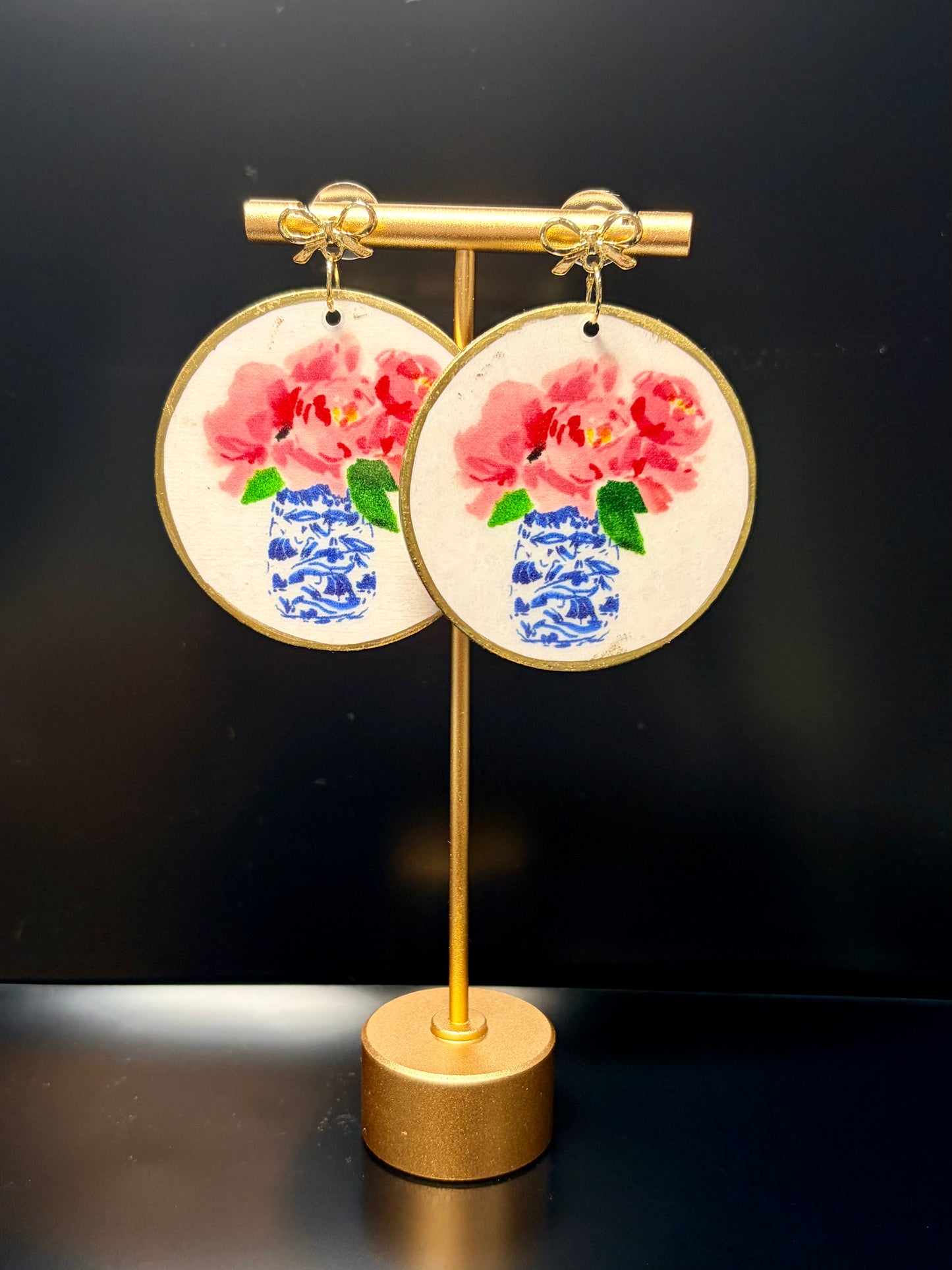 Chinoiserie Vase Gold Bow Studs