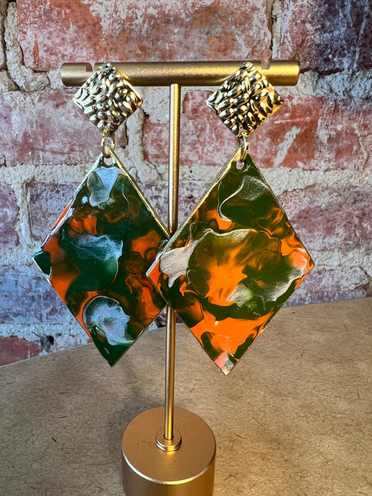 Diamond green,orange and white fluid Art.